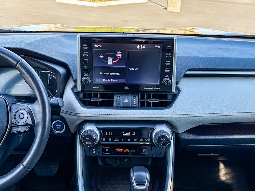 Thumbnail: 2022 Toyota RAV4 - 12