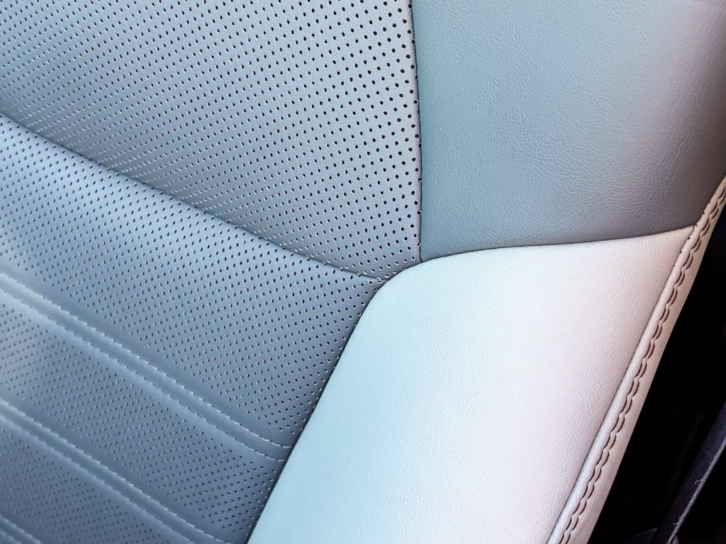 Thumbnail: 2022 Toyota RAV4 - 27