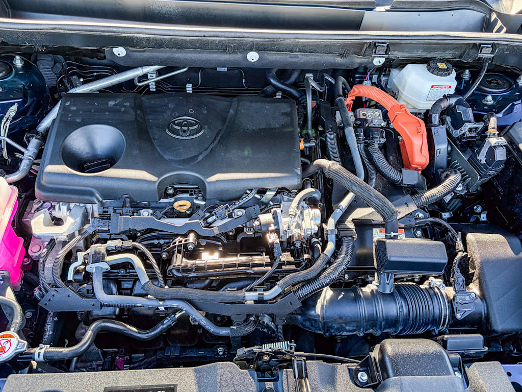 Thumbnail: 2022 Toyota RAV4 - 7