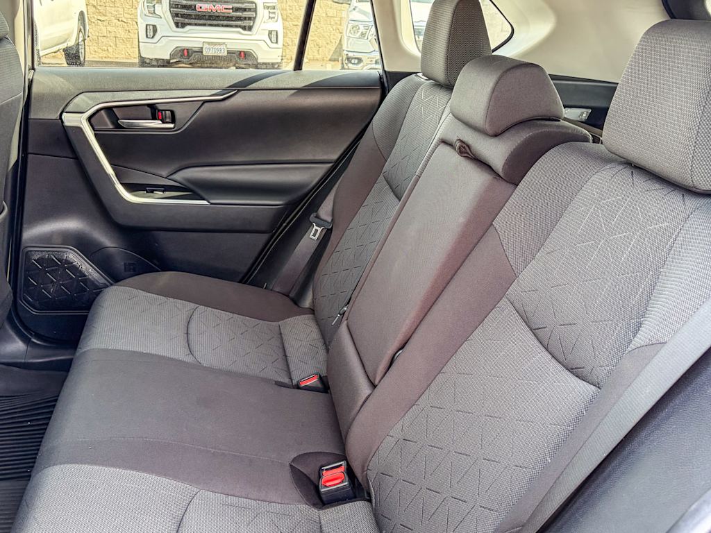 Thumbnail: 2021 Toyota RAV4 - 11