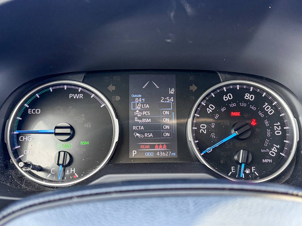 Thumbnail: 2021 Toyota RAV4 - 15