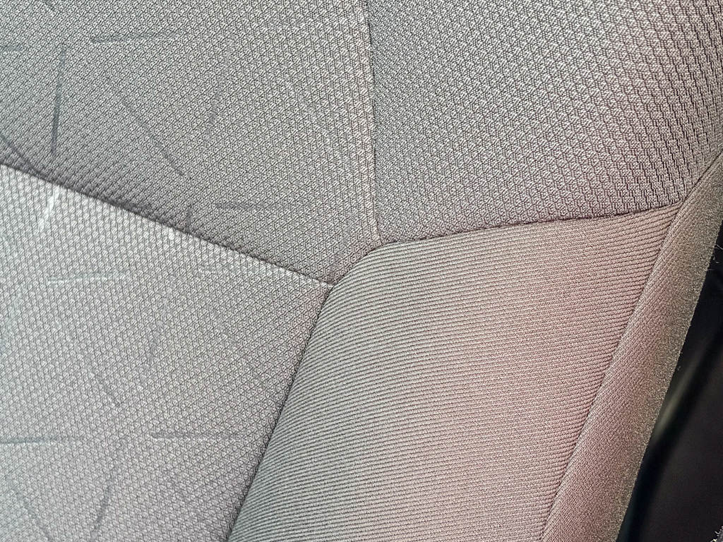 Thumbnail: 2021 Toyota RAV4 - 27