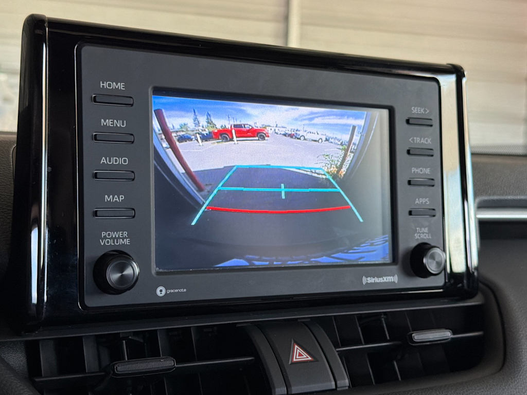Thumbnail: 2021 Toyota RAV4 - 26