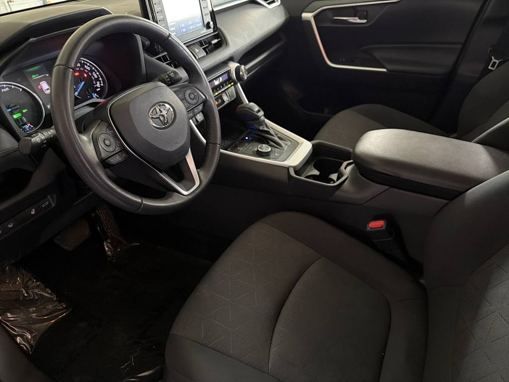 Thumbnail: 2021 Toyota RAV4 - 9
