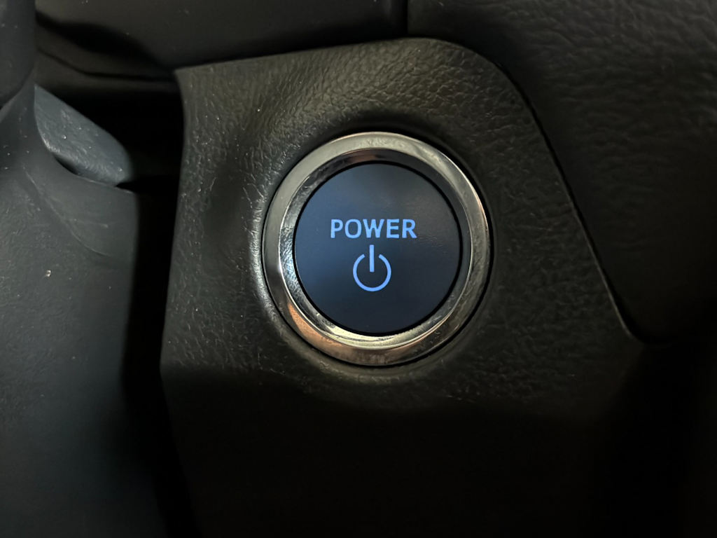 Thumbnail: 2021 Toyota RAV4 - 28