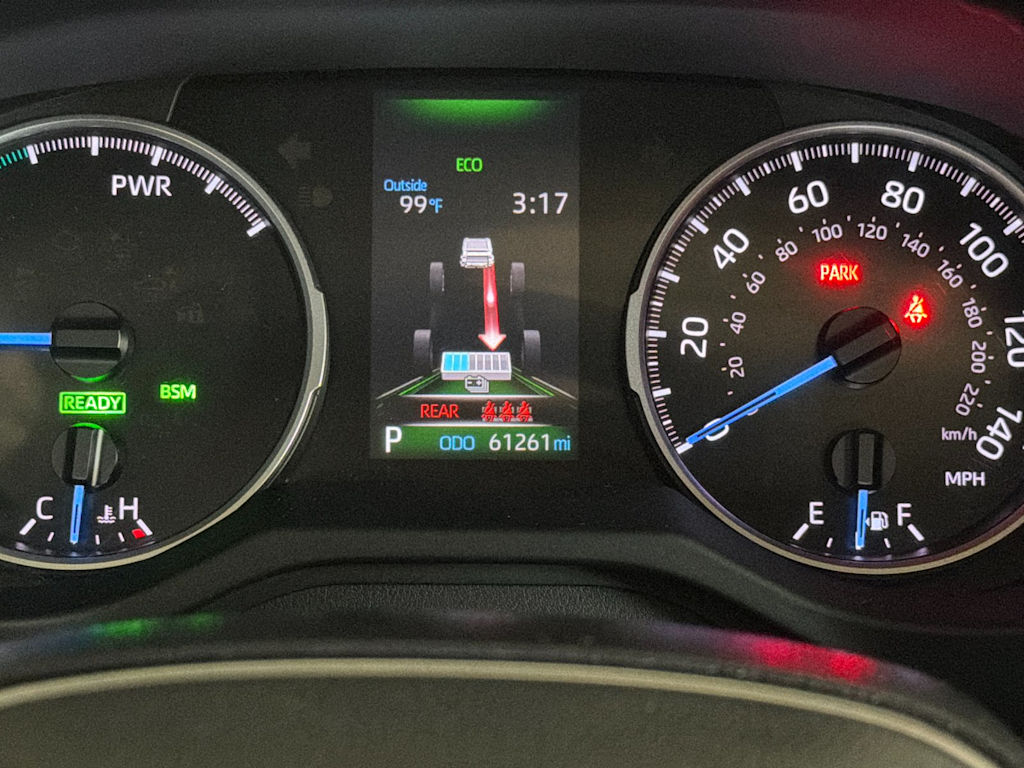 Thumbnail: 2021 Toyota RAV4 - 32