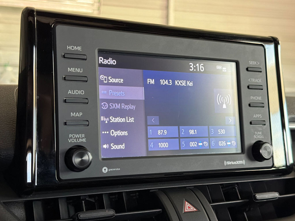 Thumbnail: 2021 Toyota RAV4 - 14
