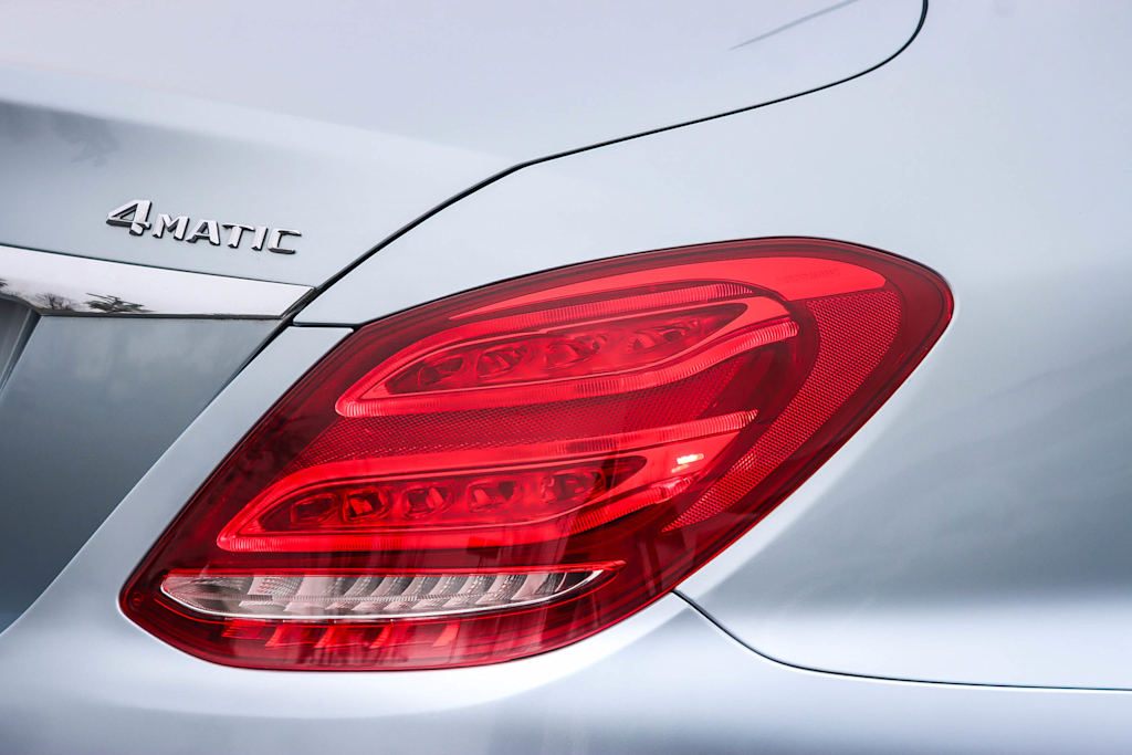 Thumbnail: 2015 Mercedes-Benz C-Class - 15