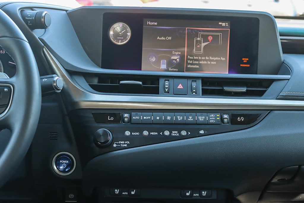 Thumbnail: 2019 Lexus ES - 12