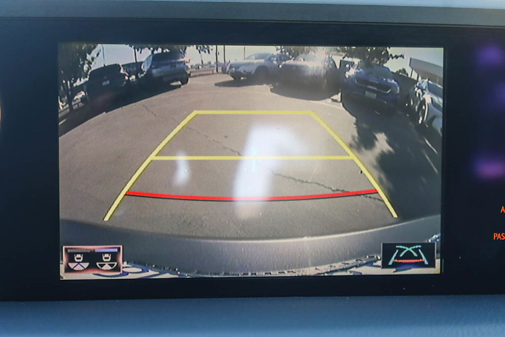 Thumbnail: 2019 Lexus ES - 27