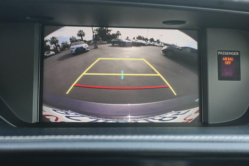 Thumbnail: 2018 Lexus ES - 27