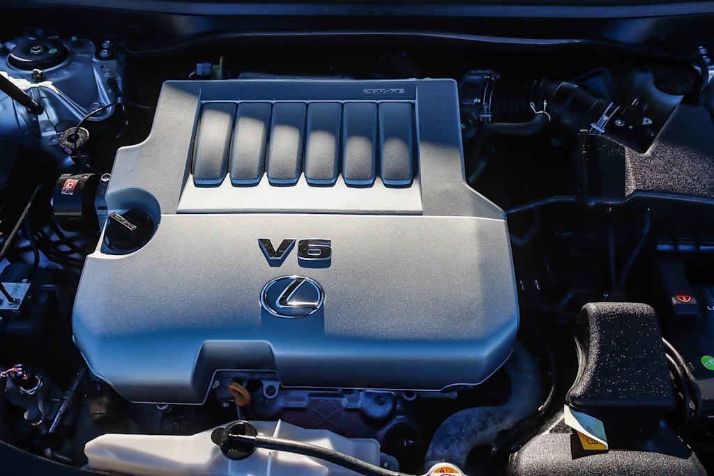 Thumbnail: 2018 Lexus ES - 6