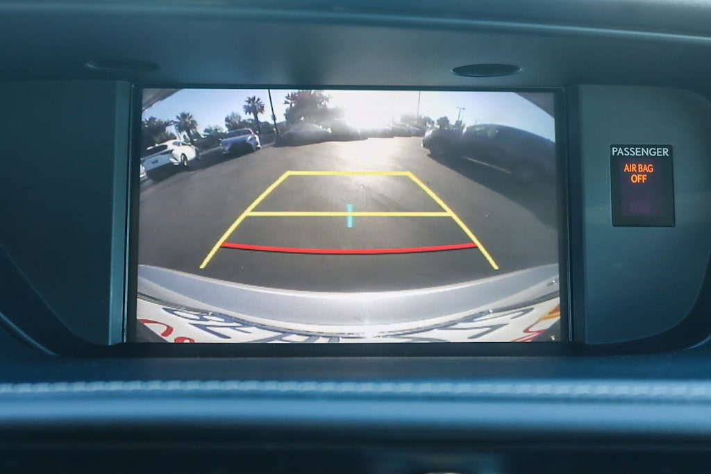 Thumbnail: 2018 Lexus ES - 26