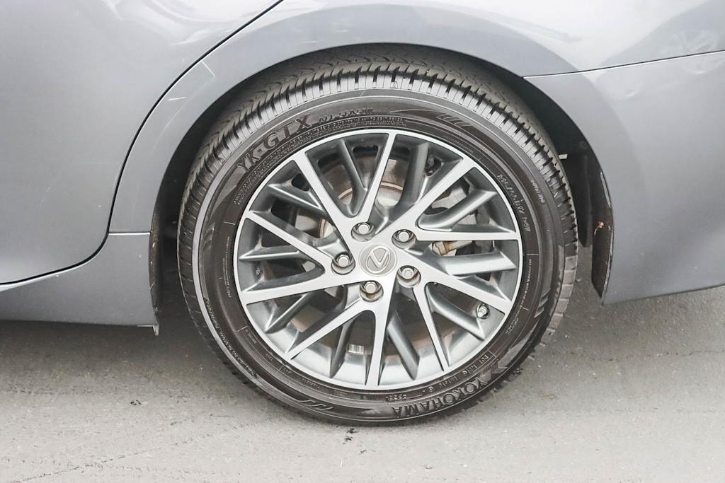 Thumbnail: 2016 Lexus ES - 21