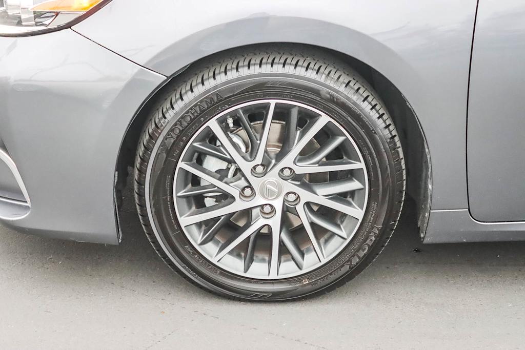 Thumbnail: 2016 Lexus ES - 6