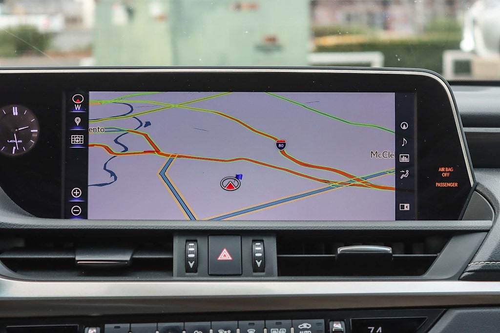 Thumbnail: 2019 Lexus ES - 22