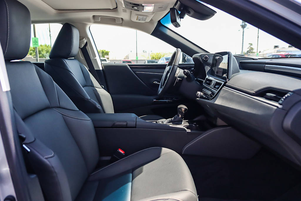 2024 Lexus ES 350 9