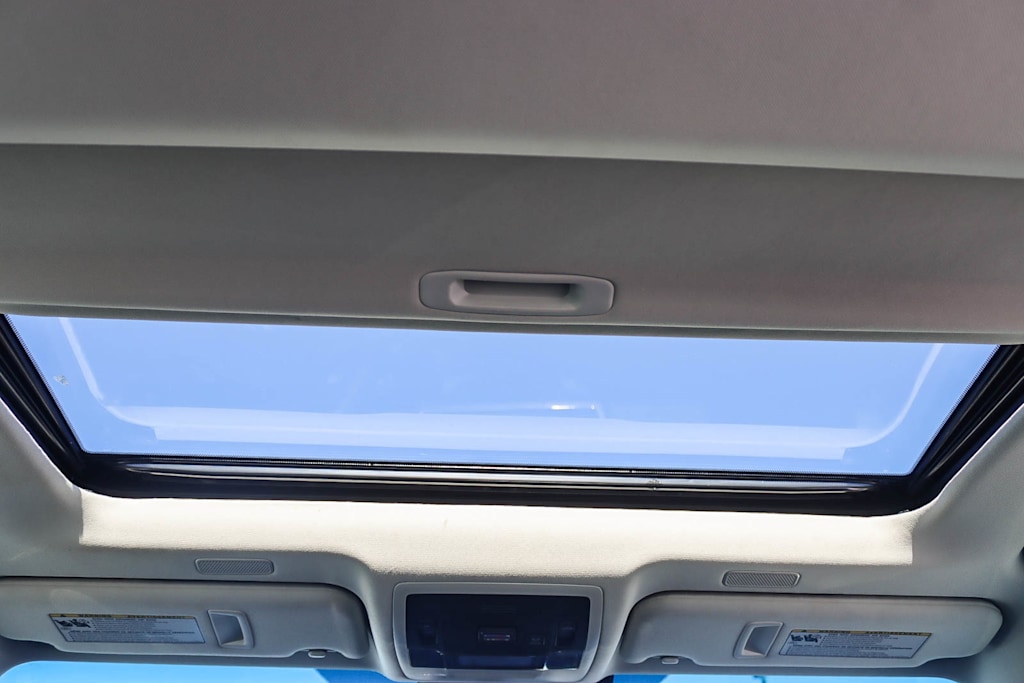 Thumbnail: 2024 Lexus ES - 23