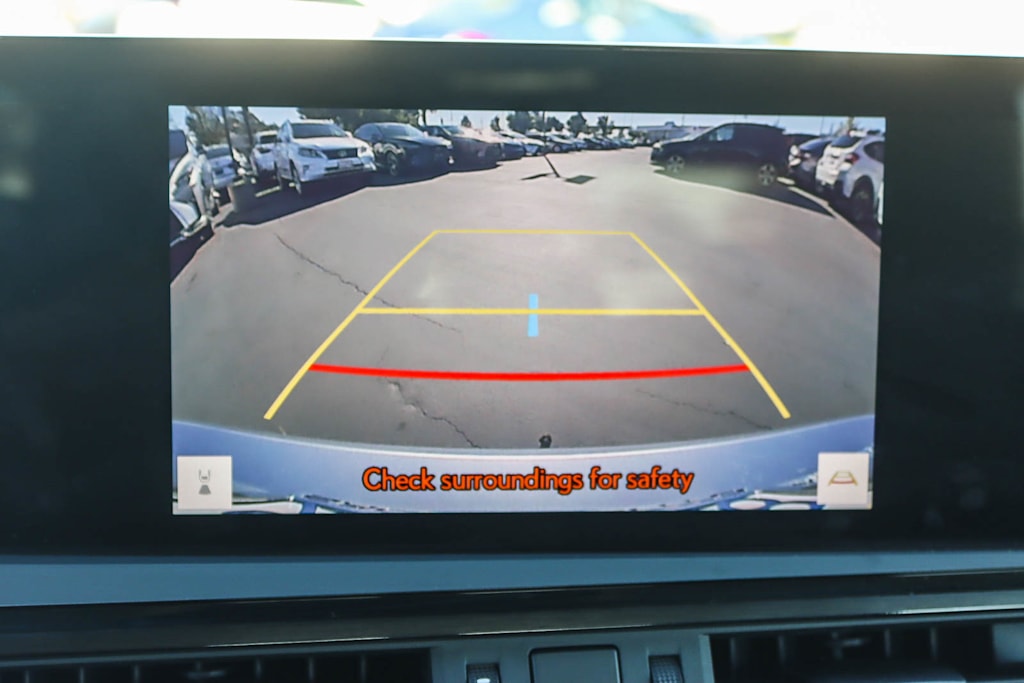 Thumbnail: 2024 Lexus ES - 27