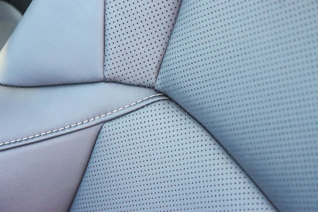 Thumbnail: 2024 Lexus ES - 28