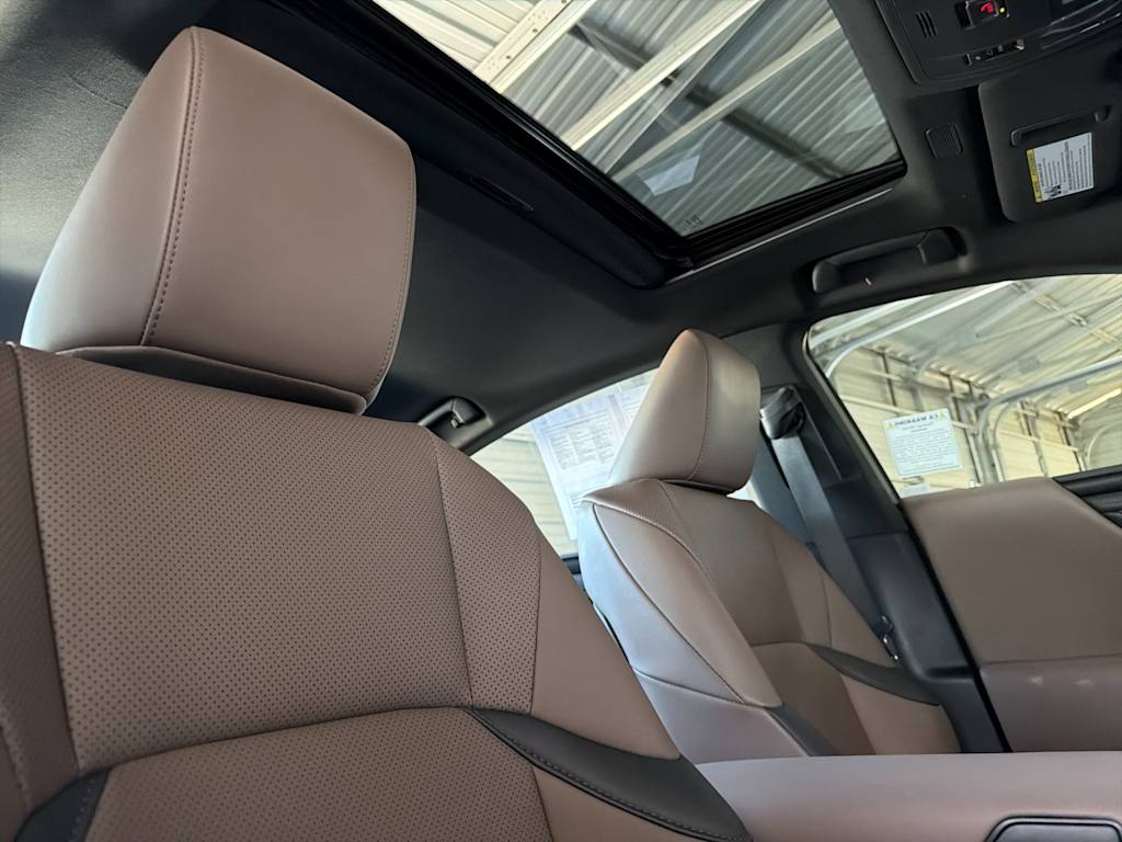 Thumbnail: 2025 Lexus ES - 11