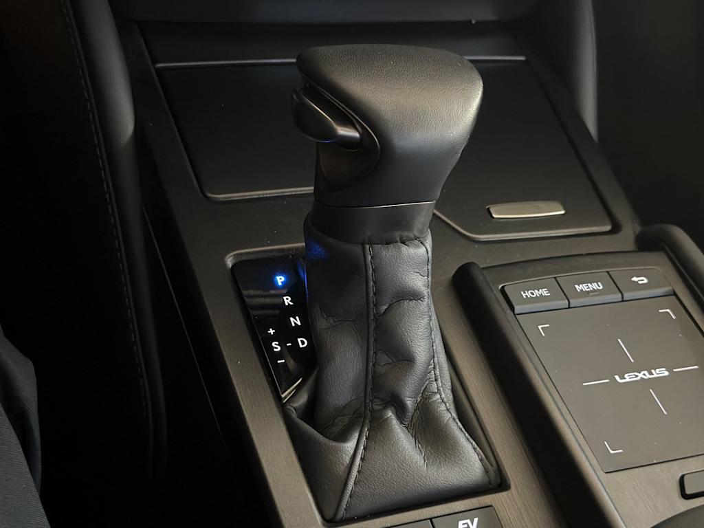 Thumbnail: 2022 Lexus ES - 25