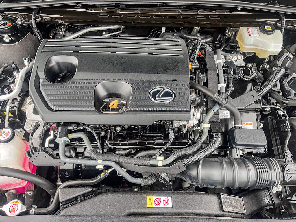 Thumbnail: 2022 Lexus ES - 7