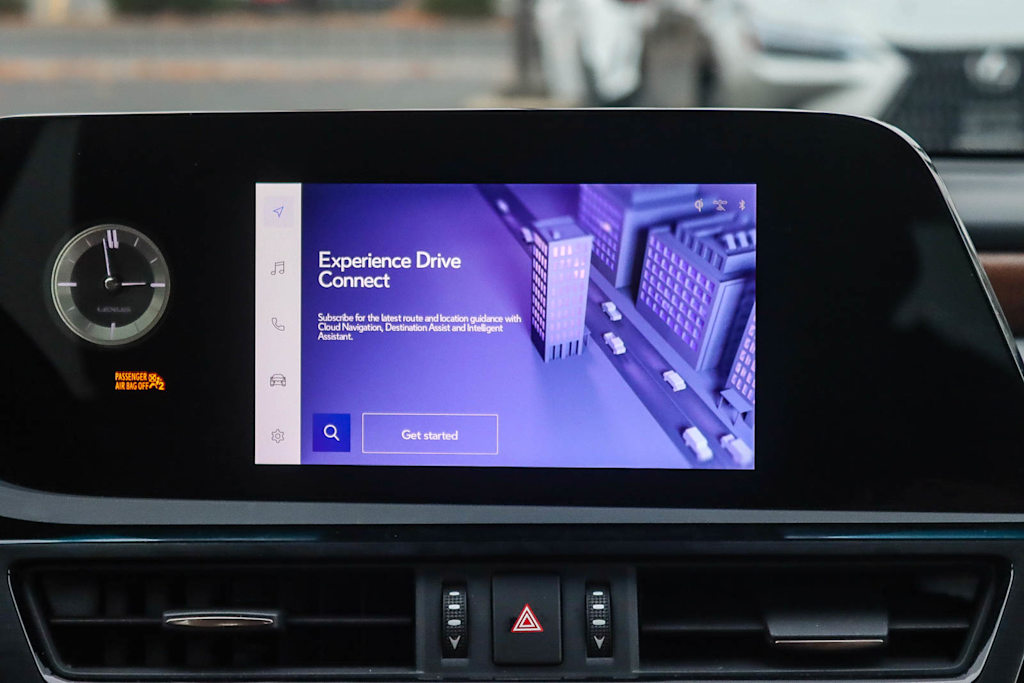 Thumbnail: 2025 Lexus ES - 23