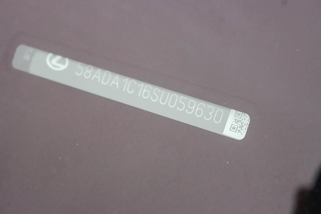 Thumbnail: 2025 Lexus ES - 17