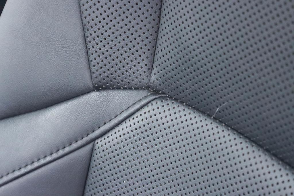 Thumbnail: 2021 Lexus ES - 27