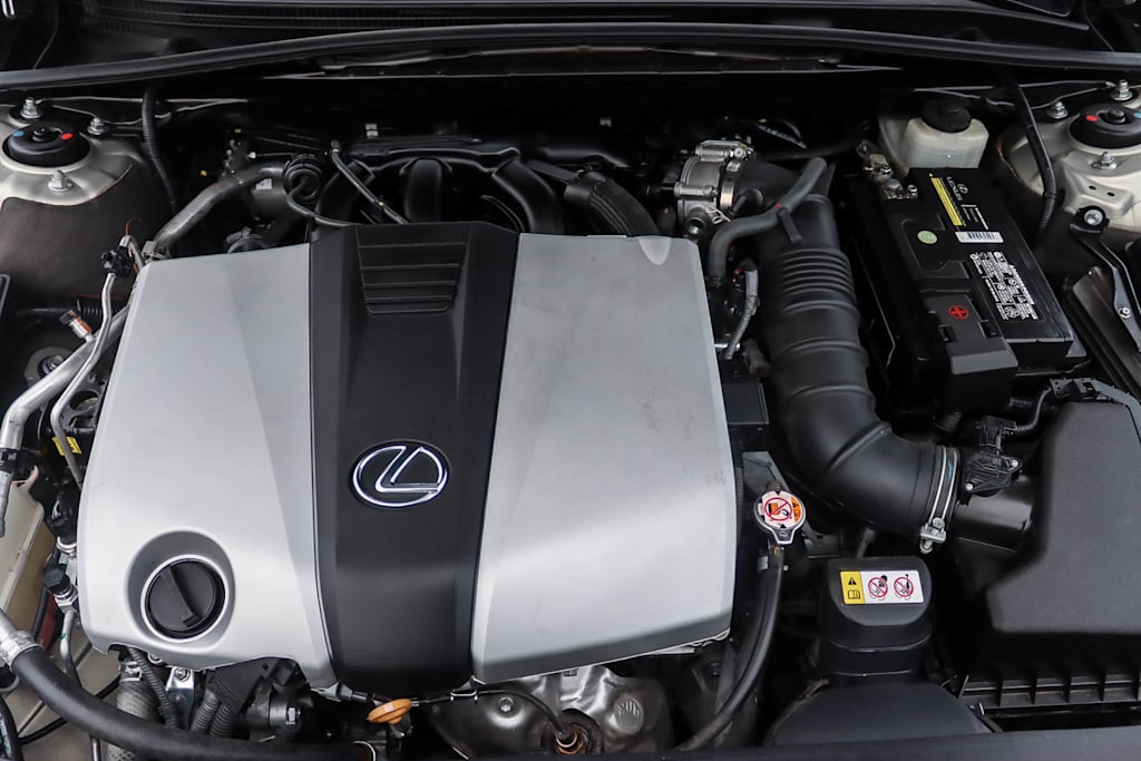 Thumbnail: 2021 Lexus ES - 7