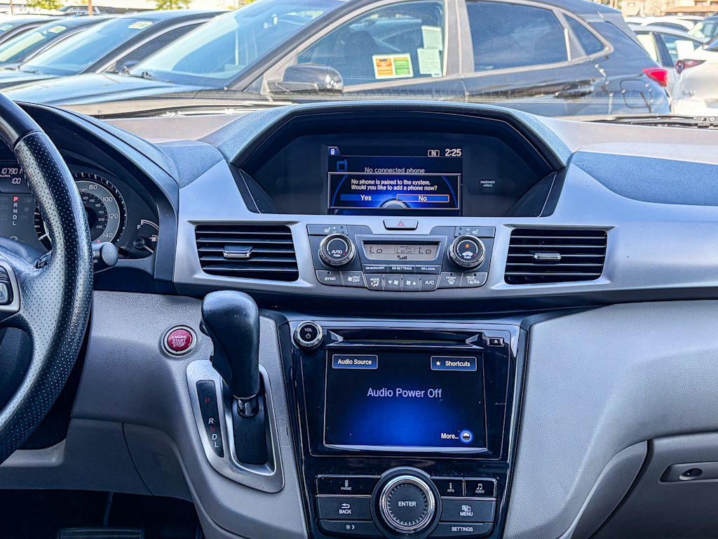 Thumbnail: 2015 Honda Odyssey - 12