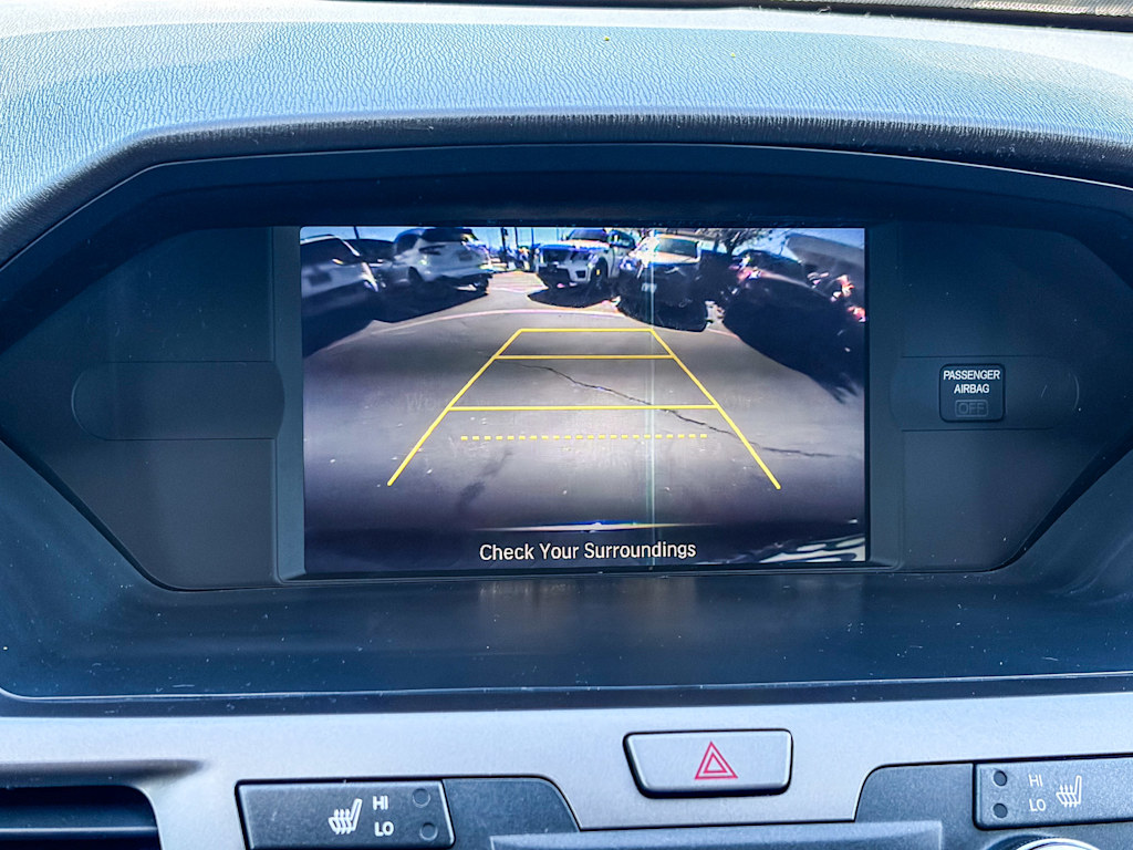 Thumbnail: 2015 Honda Odyssey - 25