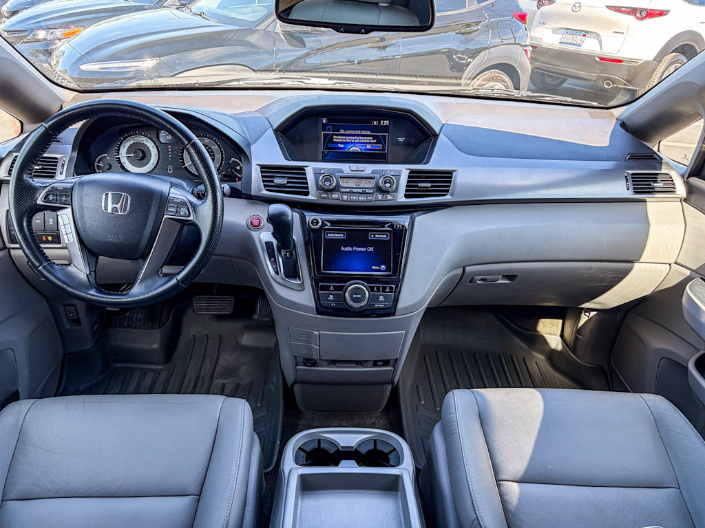 Thumbnail: 2015 Honda Odyssey - 2