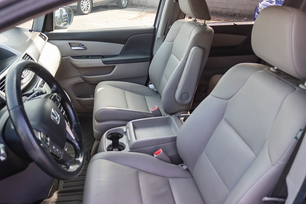 Thumbnail: 2016 Honda Odyssey - 10