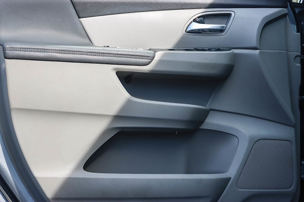 Thumbnail: 2016 Honda Odyssey - 24