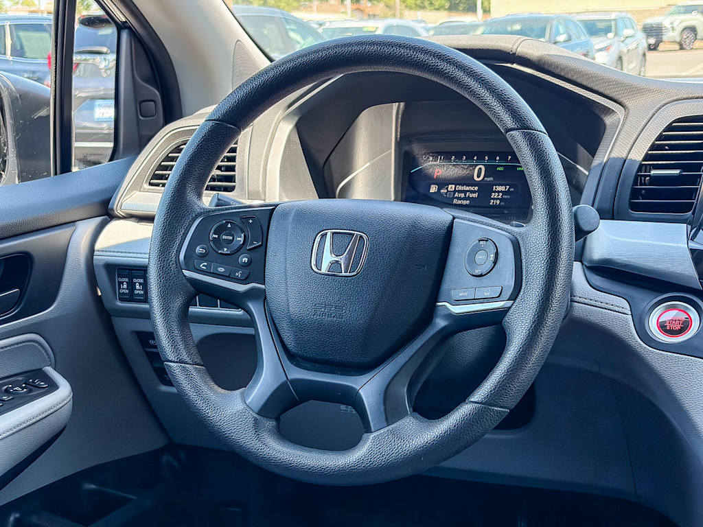 Thumbnail: 2018 Honda Odyssey - 9