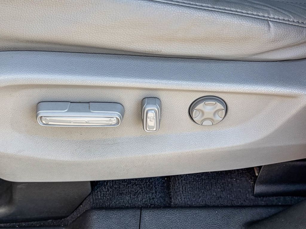 Thumbnail: 2019 Honda Odyssey - 24