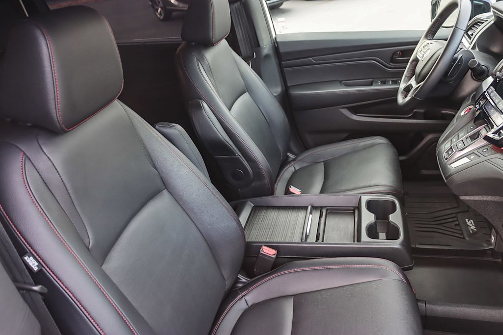 Thumbnail: 2023 Honda Odyssey - 9