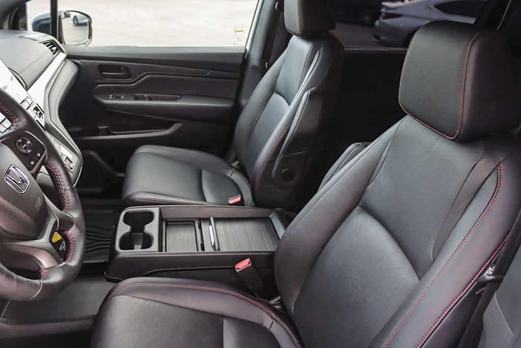 Thumbnail: 2023 Honda Odyssey - 10