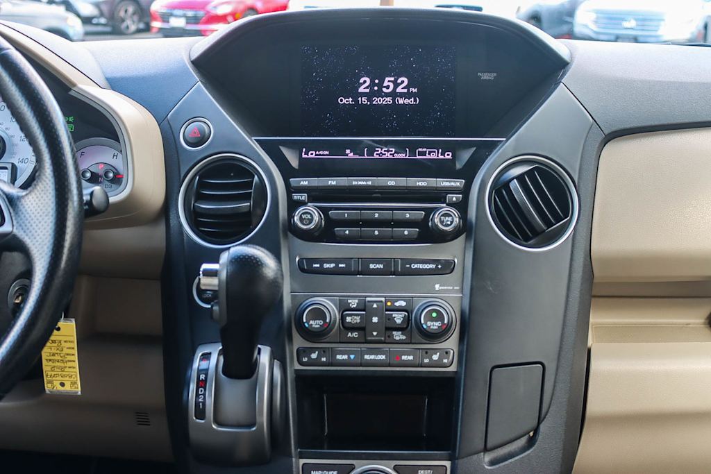 Thumbnail: 2012 Honda Pilot - 12