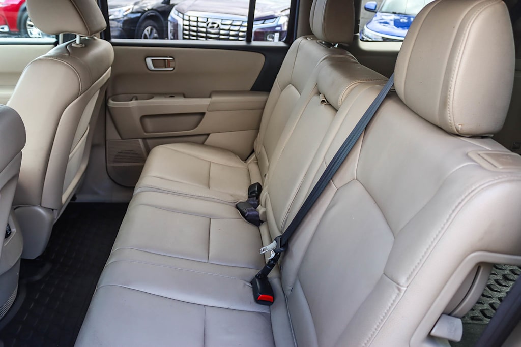 Thumbnail: 2012 Honda Pilot - 11