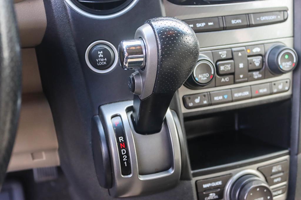 Thumbnail: 2012 Honda Pilot - 13