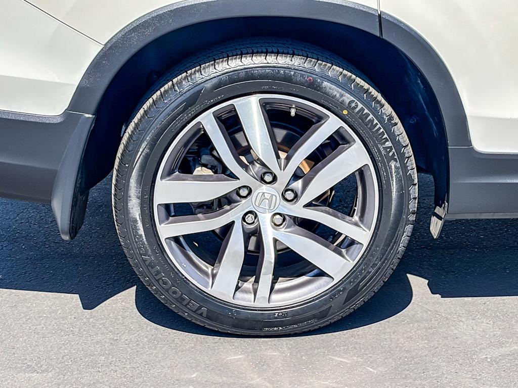 Thumbnail: 2018 Honda Pilot - 21