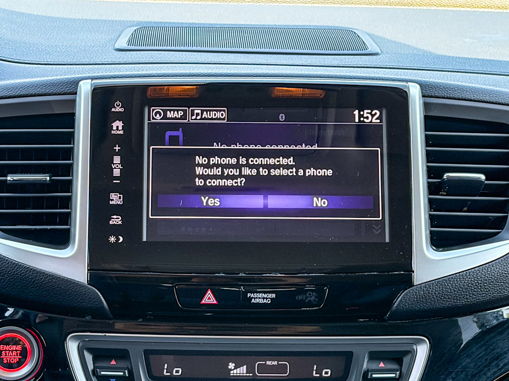 Thumbnail: 2018 Honda Pilot - 22