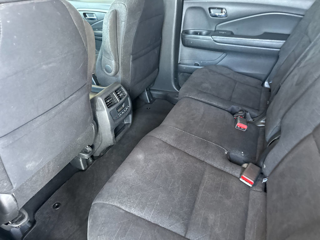 Thumbnail: 2019 Honda Pilot - 12