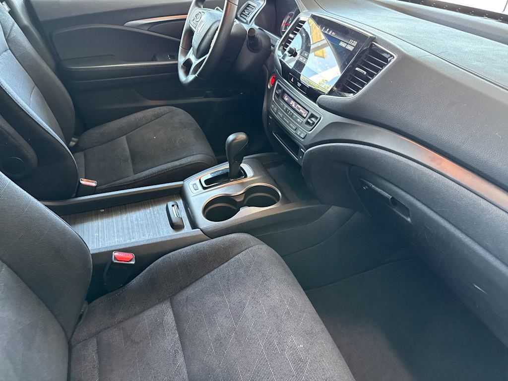 Thumbnail: 2019 Honda Pilot - 13