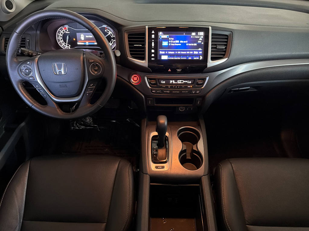 Thumbnail: 2017 Honda Pilot - 2