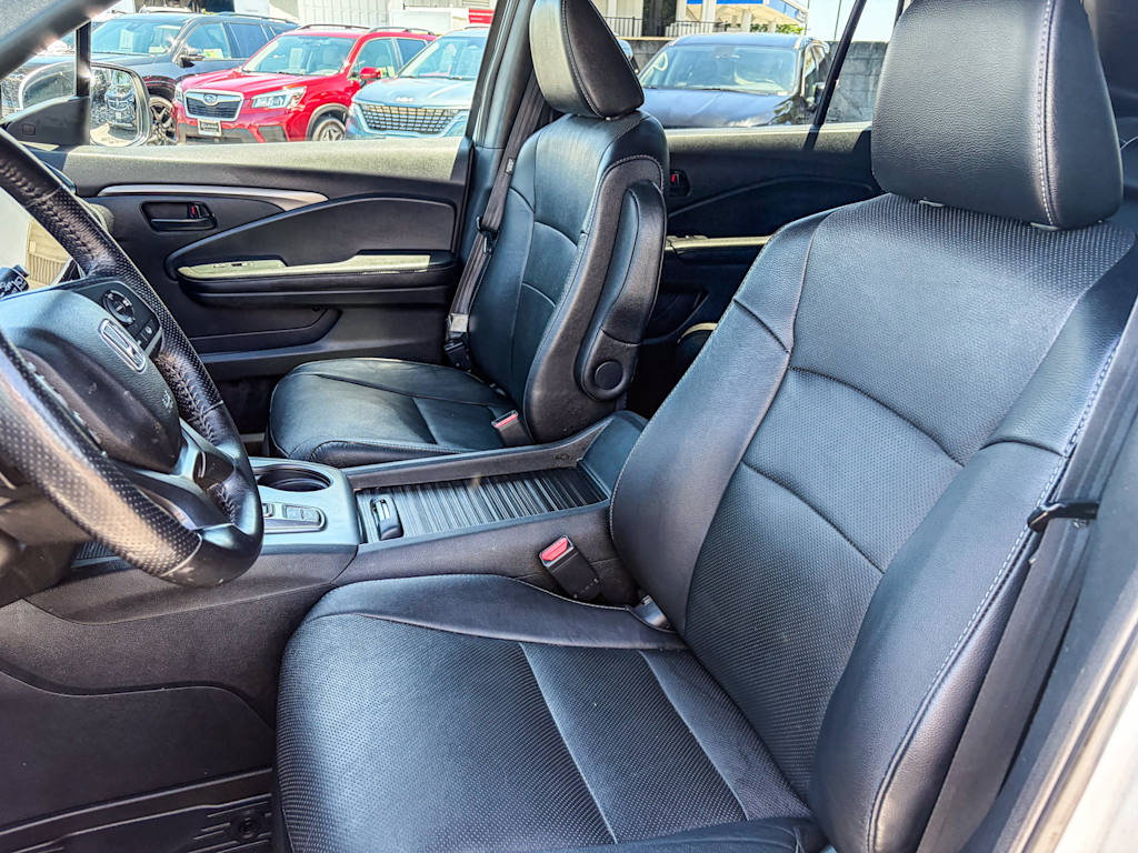 Thumbnail: 2022 Honda Passport - 10