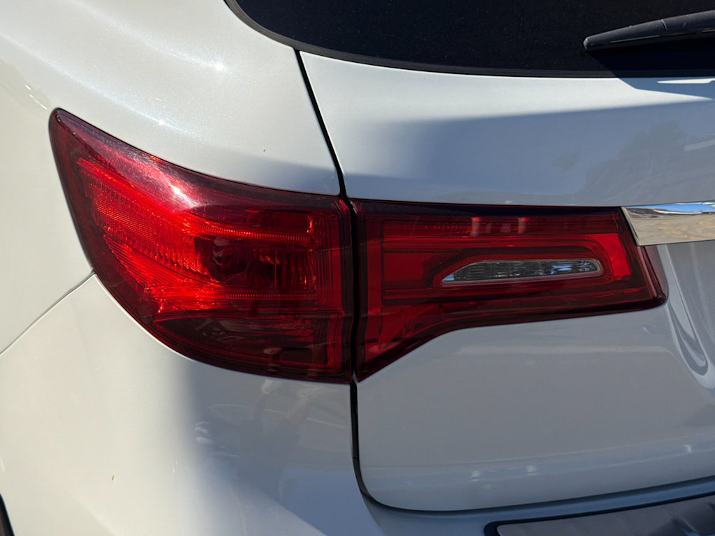 Thumbnail: 2017 Acura MDX - 16